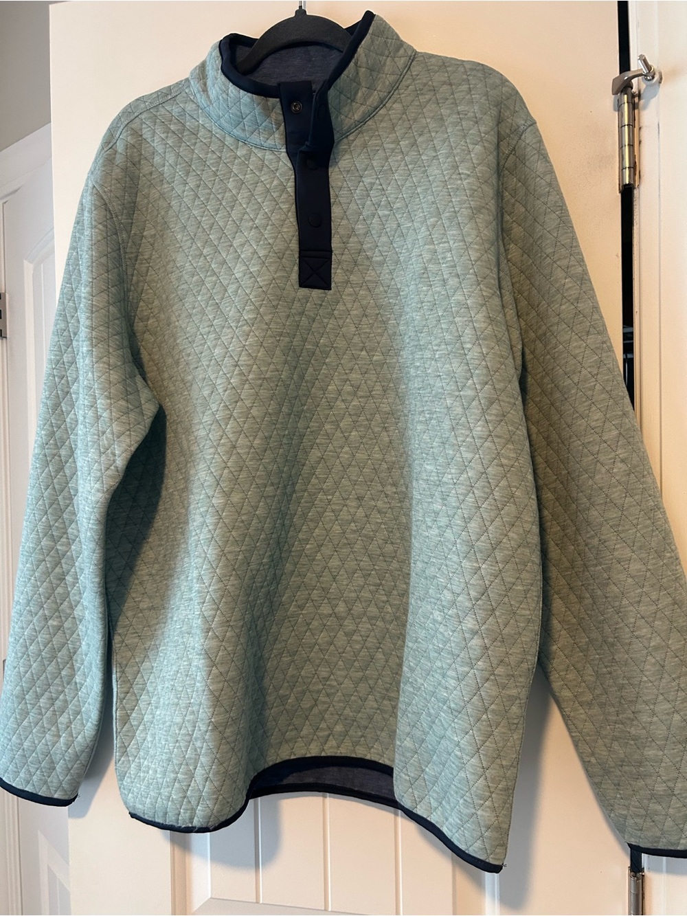 Magaschoni Quilted Quarter-zip Pullover - Light Seafoam with Navy Trim